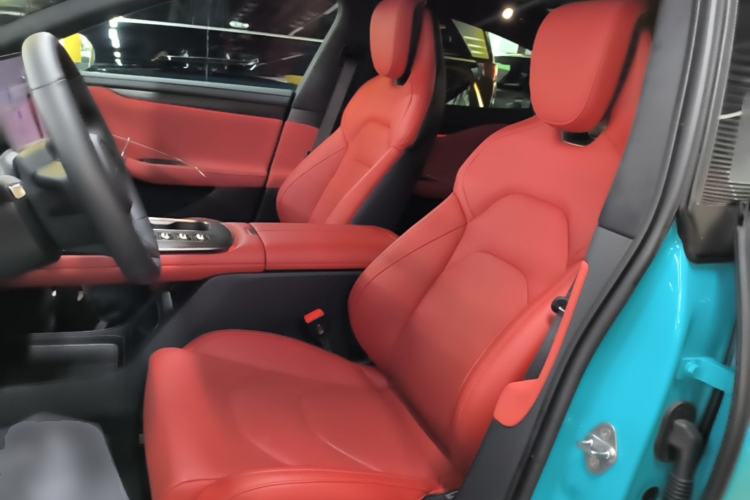 Used Xiaomi Auto SU7 2024 Four-Wheel Drive Ultra-Long Range Advanced Intelligent Driving Max Edition Left Front Seat