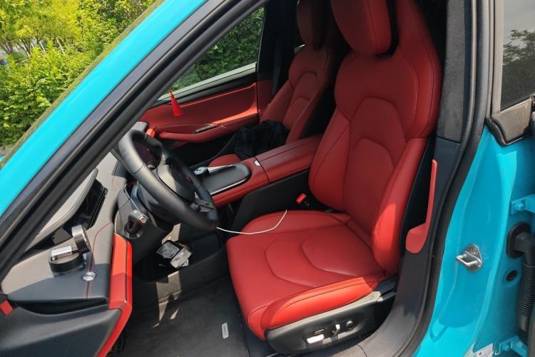 Used Xiaomi Auto SU7 2024 Four-Wheel Drive Ultra-Long Range Advanced Intelligent Driving Max Edition Left Front Seat