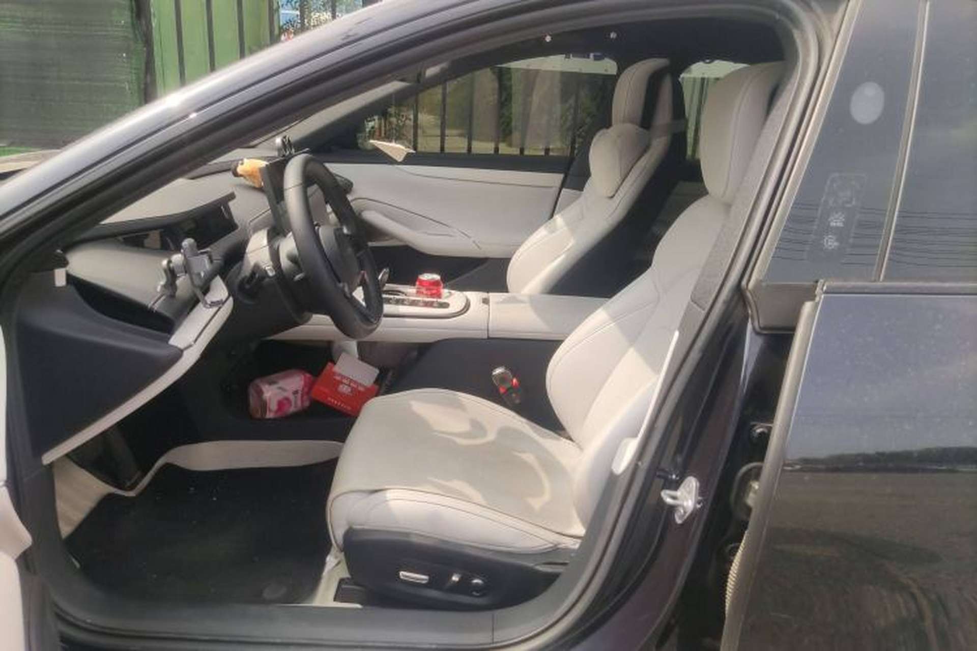 Used Xiaomi Auto SU7 2024 Rear-Drive Ultra-Long Range Advanced Pro-Level Intelligent Driving Version Left Front Seat