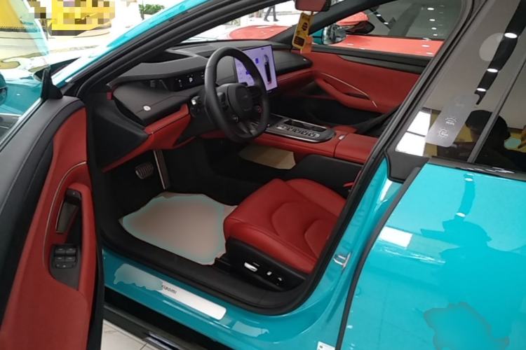 Used Xiaomi Auto SU7 2024 Four-Wheel Drive Ultra-Long Range Advanced Intelligent Driving Max Edition Left Front Seat
