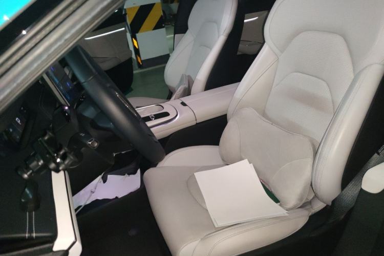 Used Xiaomi Auto SU7 2024 Rear-Drive Long-Range Intelligent Driving Version Left Front Seat