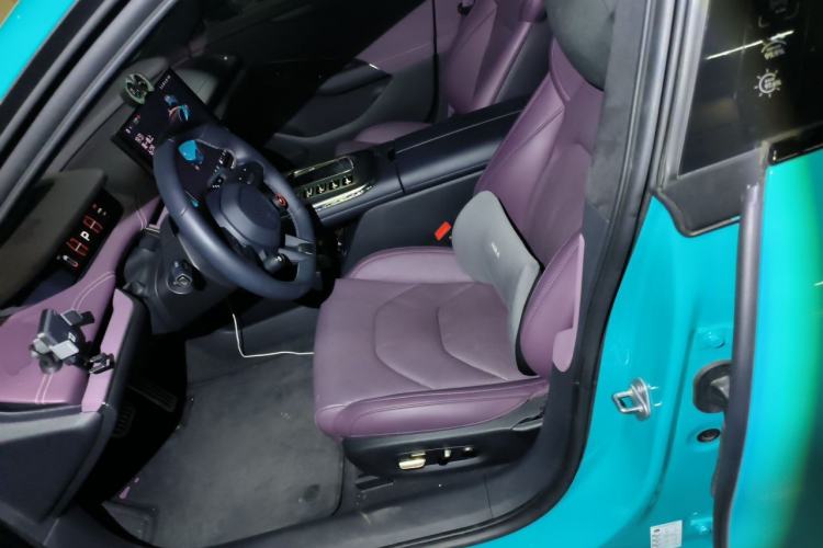 Used Xiaomi Auto SU7 2024 Four-Wheel Drive Ultra-Long Range Advanced Intelligent Driving Max Edition Left Front Seat