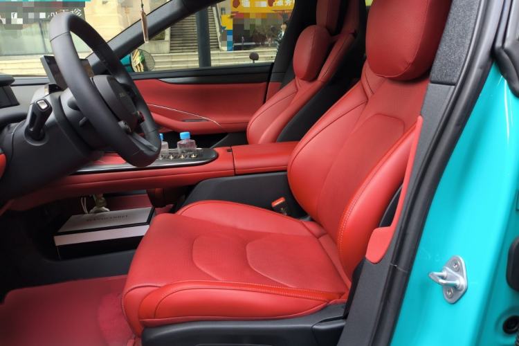 Used Xiaomi Auto SU7 2024 Rear-Drive Ultra-Long Range Advanced Pro-Level Intelligent Driving Version Left Front Seat