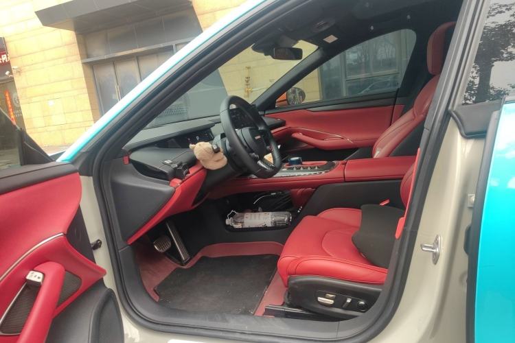 Used Xiaomi Auto SU7 2024 Four-Wheel Drive Ultra-Long Range Advanced Intelligent Driving Max Edition Left Front Seat