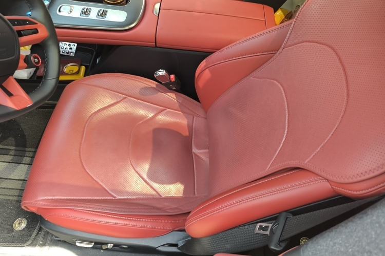 Used Xiaomi Auto SU7 2024 Rear-Drive Long-Range Intelligent Driving Version Left Front Seat