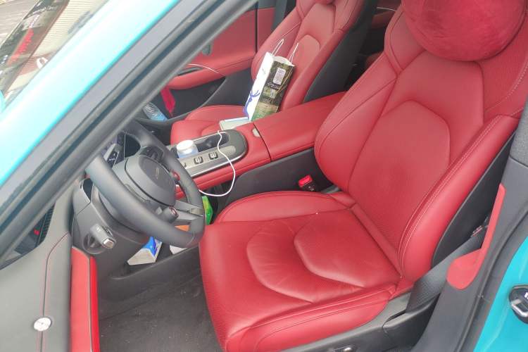 Used Xiaomi Auto SU7 2024 Rear-Drive Long-Range Intelligent Driving Version Left Front Seat