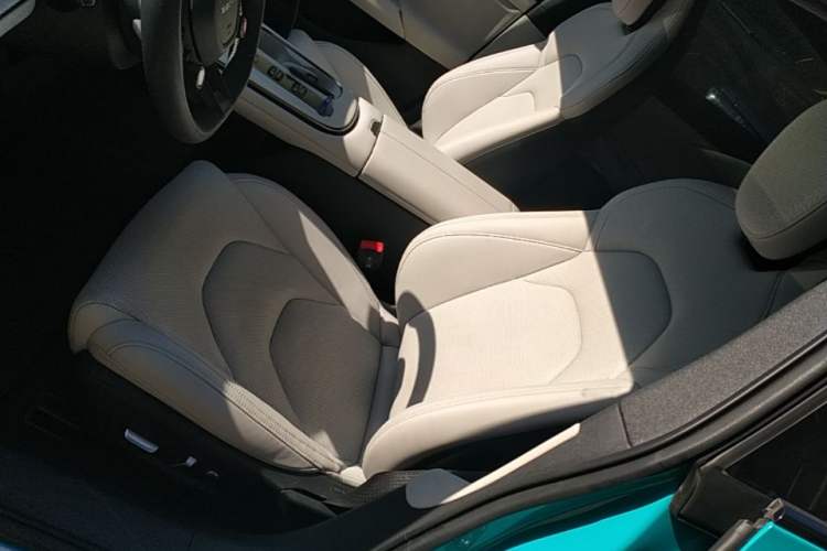 Used Xiaomi Auto SU7 2024 Rear-Drive Long-Range Intelligent Driving Version Left Front Seat