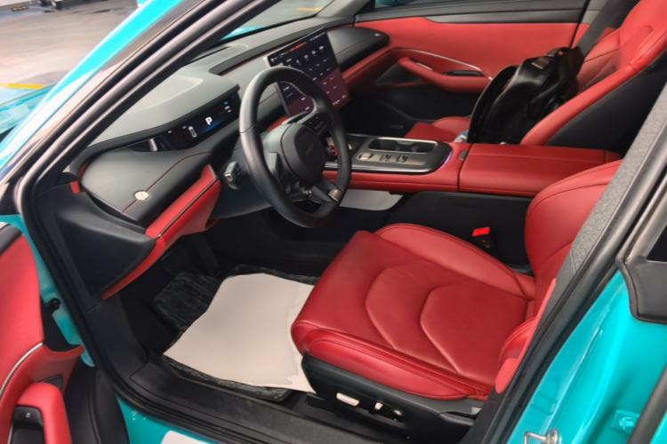Used Xiaomi Auto SU7 2024 Rear-Drive Long-Range Intelligent Driving Version Left Front Seat