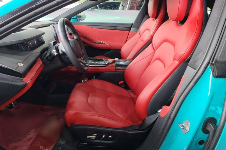 Used Xiaomi Auto SU7 2024 Four-Wheel Drive Ultra-Long Range Advanced Intelligent Driving Max Edition Left Front Seat