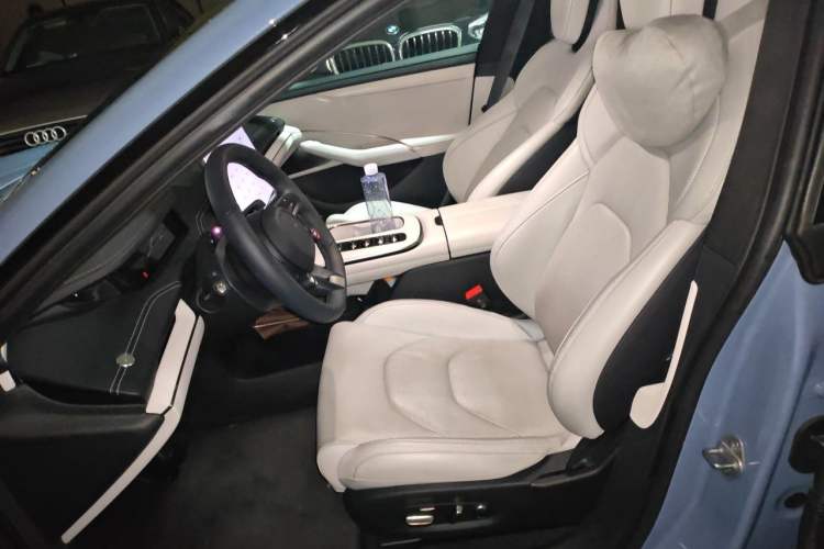 Used Xiaomi Auto SU7 2024 Four-Wheel Drive Ultra-Long Range Advanced Intelligent Driving Max Edition Left Front Seat