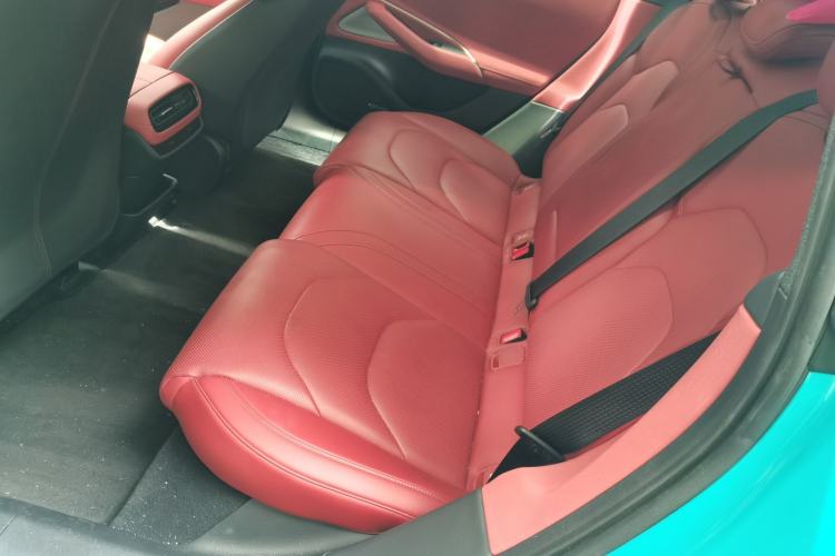 Used Xiaomi Auto SU7 2024 Rear-Drive Long-Range Intelligent Driving Version Left Rear Seat