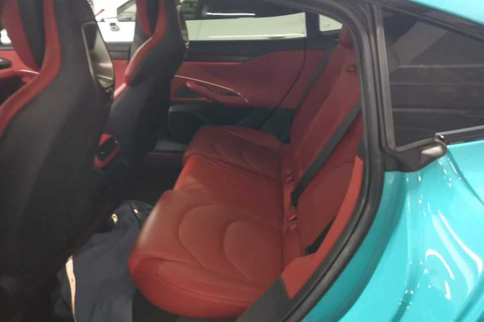 Used Xiaomi Auto SU7 2024 Rear-Drive Long-Range Intelligent Driving Version Left Rear Seat
