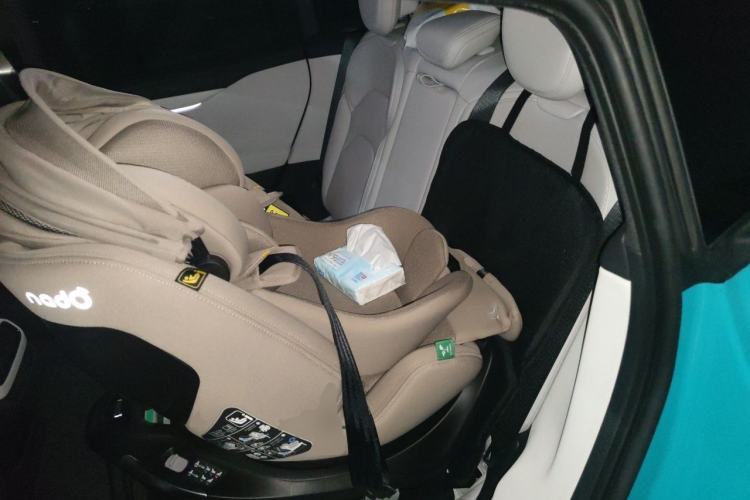 Used Xiaomi Auto SU7 2024 Rear-Drive Long-Range Intelligent Driving Version Left Rear Seat