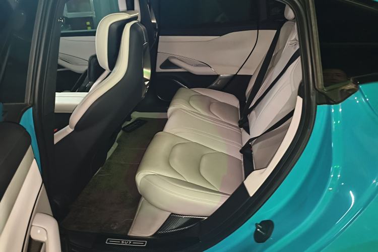 Used Xiaomi Auto SU7 2024 Rear-Drive Long-Range Intelligent Driving Version Left Rear Seat