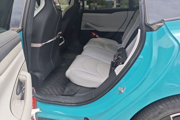 Used Xiaomi Auto SU7 2024 Rear-Drive Ultra-Long Range Advanced Pro-Level Intelligent Driving Version Left Rear Seat