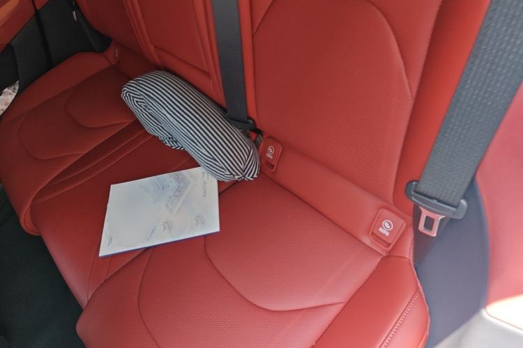 Used Xiaomi Auto SU7 2024 Four-Wheel-Drive Max Founder's Edition Left Rear Seat