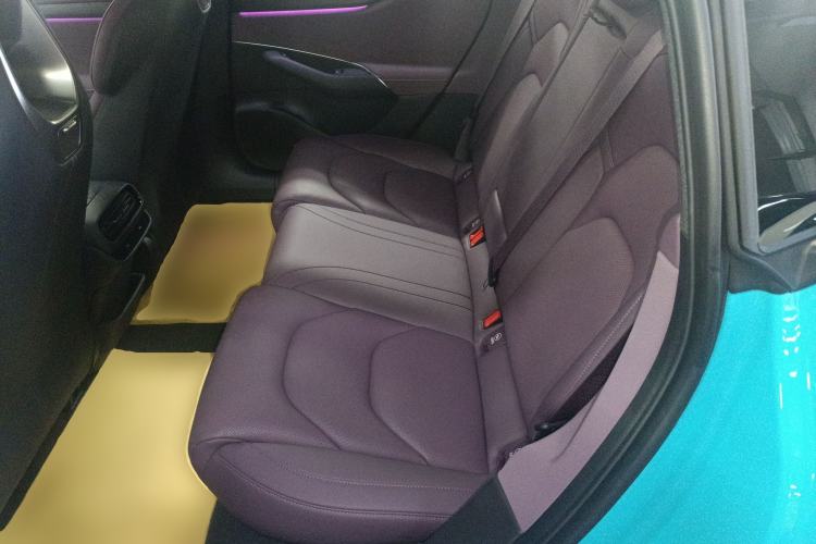 Used Xiaomi Auto SU7 2024 Rear-Drive Long-Range Intelligent Driving Version Left Rear Seat