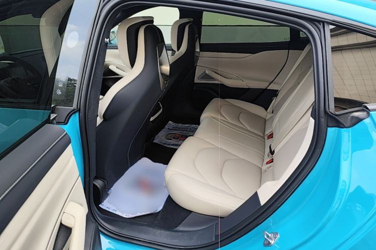 Used Xiaomi Auto SU7 2024 Four-Wheel Drive Ultra-Long Range Advanced Intelligent Driving Max Edition Left Rear Seat