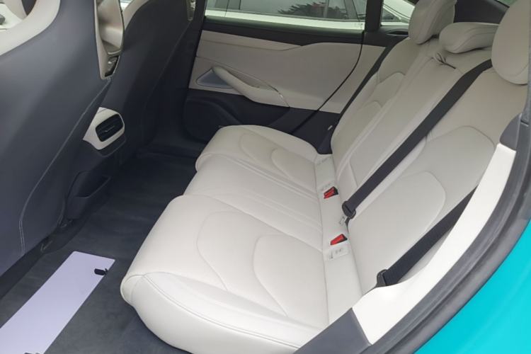 Used Xiaomi Auto SU7 2024 Rear-Drive Long-Range Intelligent Driving Version Left Rear Seat