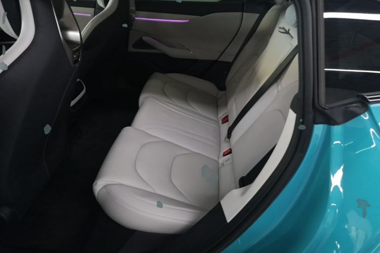 Used Xiaomi Auto SU7 2024 Rear-Drive Long-Range Intelligent Driving Version Left Rear Seat