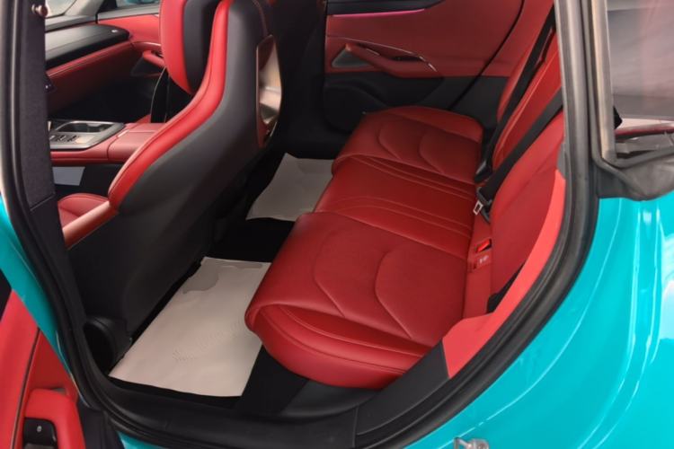Used Xiaomi Auto SU7 2024 Rear-Drive Long-Range Intelligent Driving Version Left Rear Seat