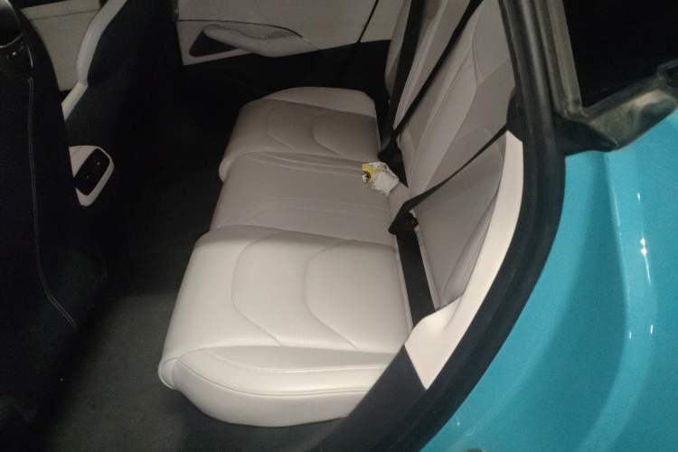 Used Xiaomi Auto SU7 2024 Rear-Drive Long-Range Intelligent Driving Version Left Rear Seat