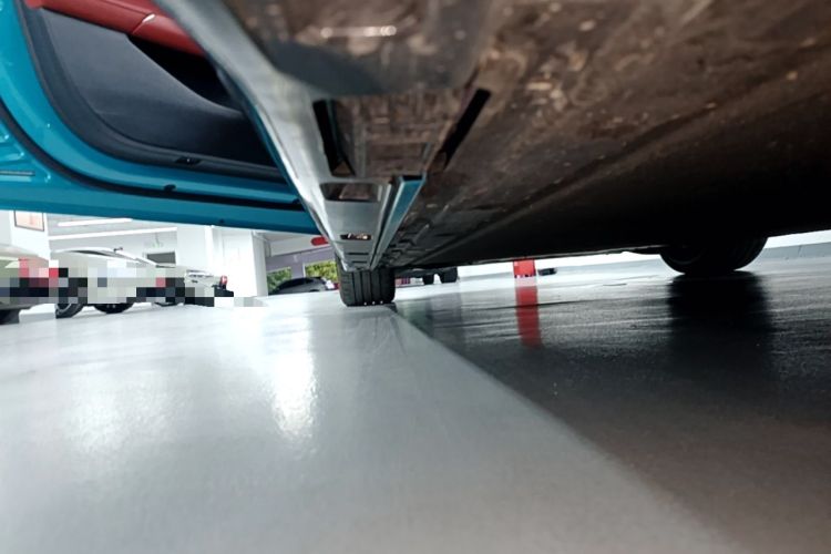 Used Xiaomi Auto SU7 2024 Four-Wheel Drive Ultra-Long Range Advanced Intelligent Driving Max Edition Left Side Sill