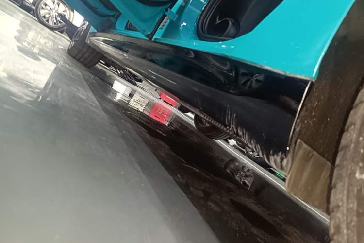 Used Xiaomi Auto SU7 2024 Four-Wheel-Drive Max Founder's Edition Left Side Sill