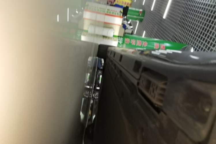 Used Xiaomi Auto SU7 2024 Rear-Drive Ultra-Long Range Advanced Pro-Level Intelligent Driving Version Left Side Sill
