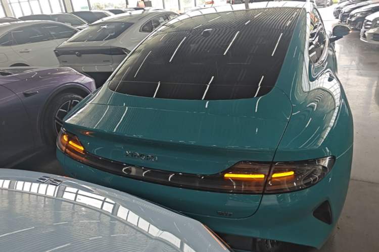 Used Xiaomi Auto SU7 2024 Rear-Drive Long-Range Intelligent Driving Version Rear