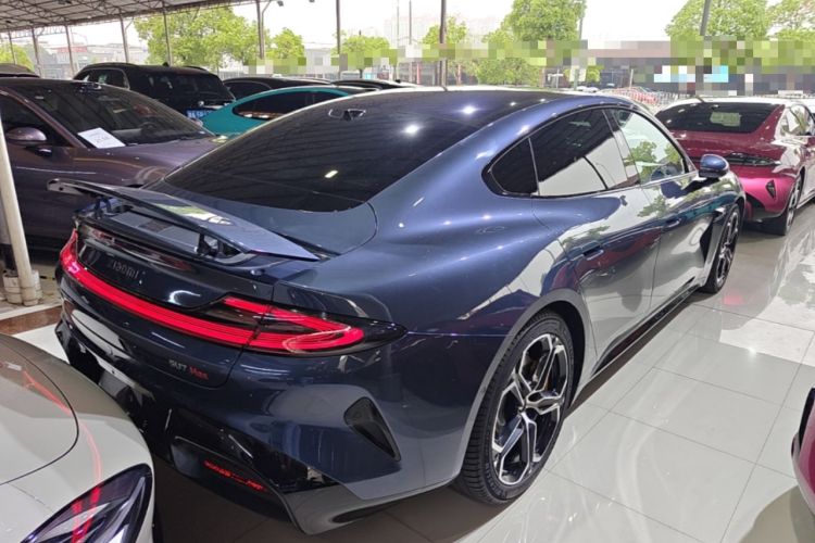 Used Xiaomi Auto SU7 2024 Four-Wheel Drive Ultra-Long Range Advanced Intelligent Driving Max Edition Rear Right 45 Deg