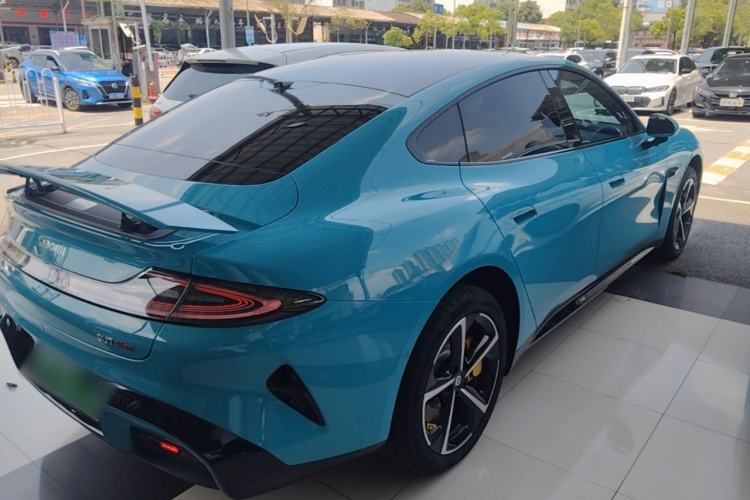 Used Xiaomi Auto SU7 2024 Four-Wheel Drive Ultra-Long Range Advanced Intelligent Driving Max Edition Rear Right 45 Deg
