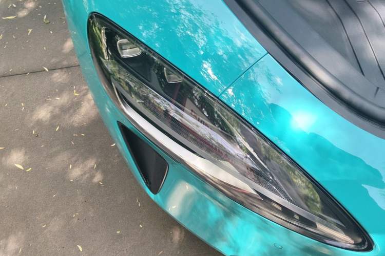 Used Xiaomi Auto SU7 2024 Rear-Drive Ultra-Long Range Advanced Pro-Level Intelligent Driving Version Right Front Headlight