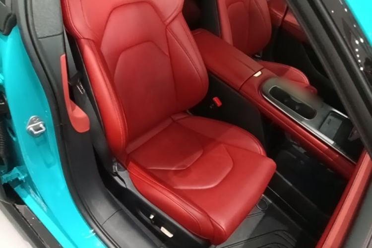 Used Xiaomi Auto SU7 2024 Rear-Drive Ultra-Long Range Advanced Pro-Level Intelligent Driving Version Right Front Seat