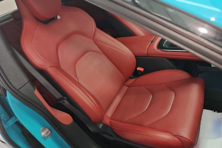 Used Xiaomi Auto SU7 2024 Rear-Drive Ultra-Long Range Advanced Pro-Level Intelligent Driving Version Right Front Seat