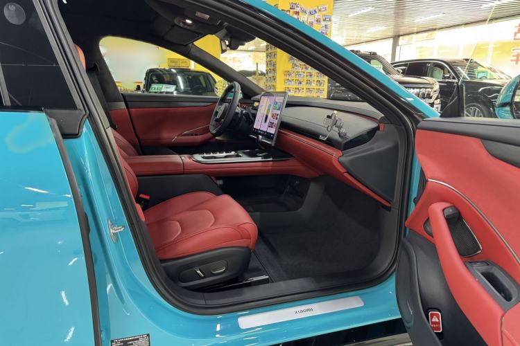 Used Xiaomi Auto SU7 2024 Four-Wheel Drive Ultra-Long Range Advanced Intelligent Driving Max Edition Right Front Seat
