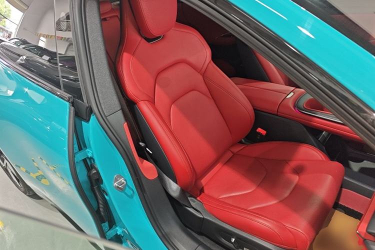 Used Xiaomi Auto SU7 2024 Rear-Drive Long-Range Intelligent Driving Version Right Front Seat