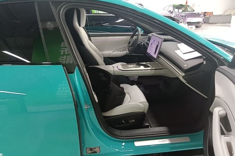 Used Xiaomi Auto SU7 2024 Four-Wheel Drive Ultra-Long Range Advanced Intelligent Driving Max Edition Right Front Seat