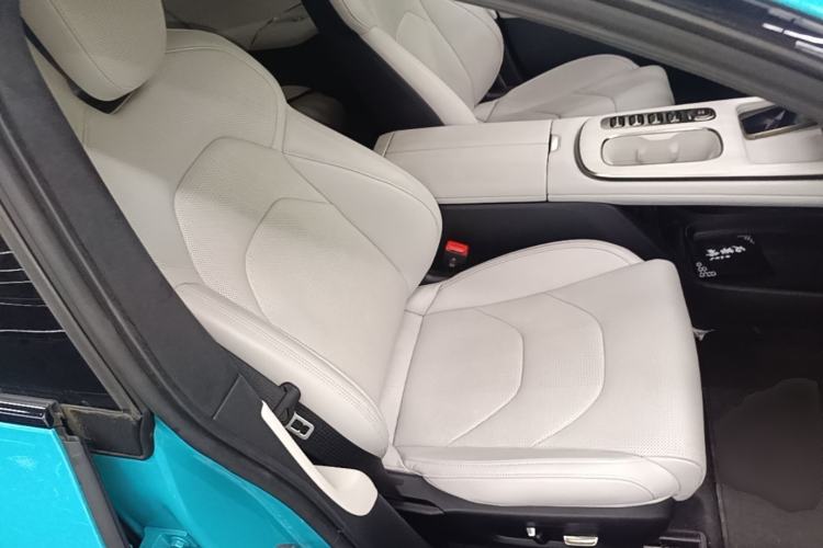 Used Xiaomi Auto SU7 2024 Four-Wheel-Drive Max Founder's Edition Right Front Seat