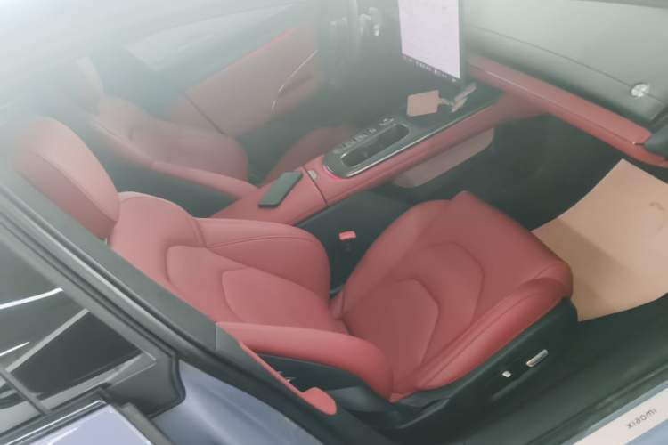 Used Xiaomi Auto SU7 2024 Four-Wheel Drive Ultra-Long Range Advanced Intelligent Driving Max Edition Right Front Seat