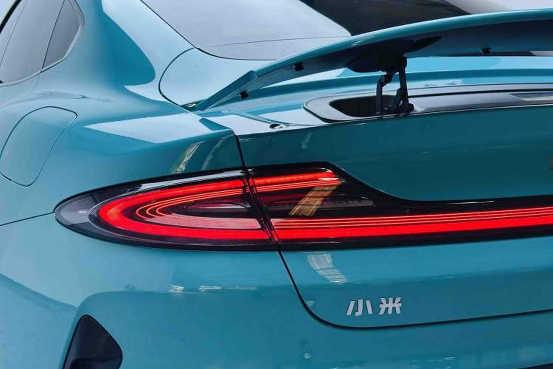 Used Xiaomi Auto SU7 2024 Four-Wheel Drive Ultra-Long Range Advanced Intelligent Driving Max Edition Right Rear Taillight