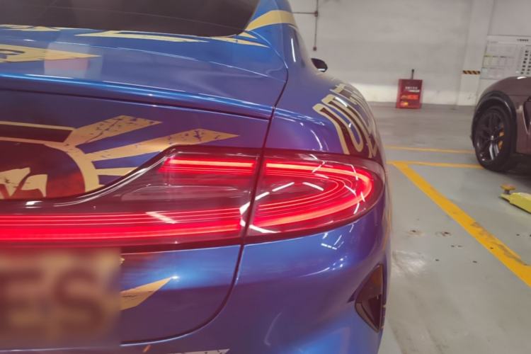 Used Xiaomi Auto SU7 2024 Four-Wheel Drive Ultra-Long Range Advanced Intelligent Driving Max Edition Right Rear Taillight