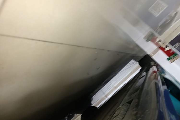 Used Xiaomi Auto SU7 2024 Rear-Drive Ultra-Long Range Advanced Pro-Level Intelligent Driving Version Right Side Sill