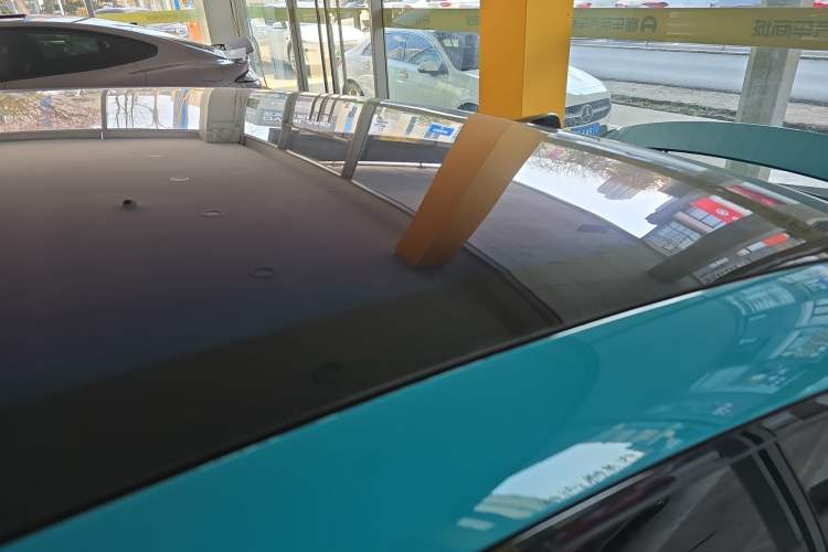 Used Xiaomi Auto SU7 2024 Four-Wheel Drive Ultra-Long Range Advanced Intelligent Driving Max Edition Roof