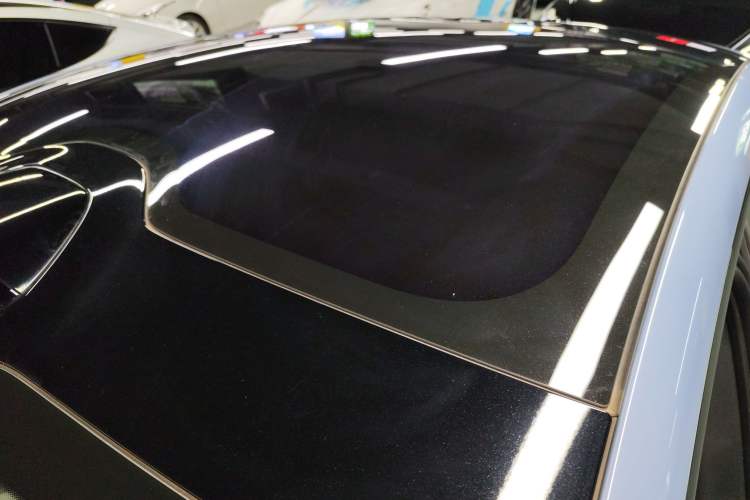 Used Xiaomi Auto SU7 2024 Four-Wheel Drive Ultra-Long Range Advanced Intelligent Driving Max Edition Roof