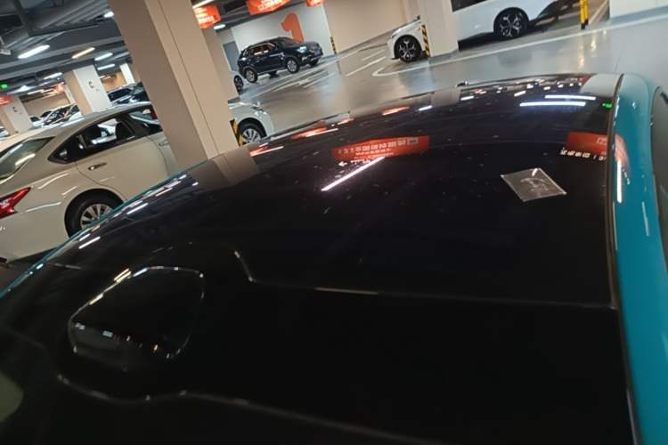 Used Xiaomi Auto SU7 2024 Four-Wheel Drive Ultra-Long Range Advanced Intelligent Driving Max Edition Roof
