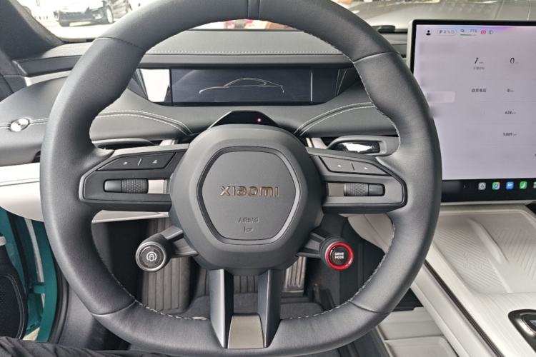 Used Xiaomi Auto SU7 2024 Four-Wheel Drive Ultra-Long Range Advanced Intelligent Driving Max Edition Steering Wheel