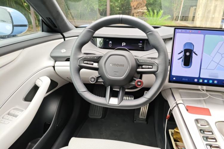 Used Xiaomi Auto SU7 2024 Four-Wheel Drive Ultra-Long Range Advanced Intelligent Driving Max Edition Steering Wheel
