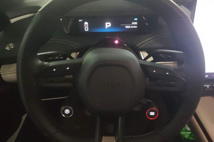 Used Xiaomi Auto SU7 2024 Four-Wheel-Drive Max Founder's Edition Steering Wheel