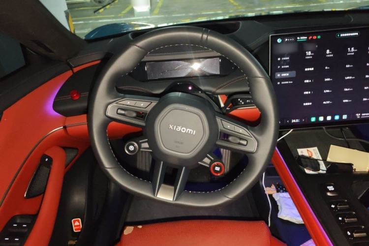 Used Xiaomi Auto SU7 2024 Four-Wheel Drive Ultra-Long Range Advanced Intelligent Driving Max Edition Steering Wheel